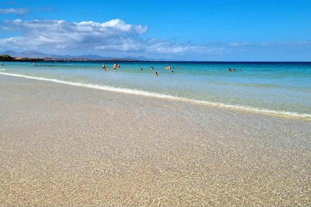 Appartamento Frangipani Con Terrazza E Piscina Corralejo Zewnętrze zdjęcie